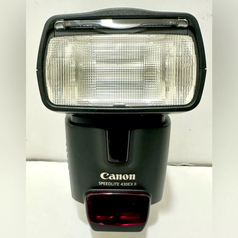 Canon 430EX II Hot Shoe Mount Flash Light for Canon Digital SLR Cameras
